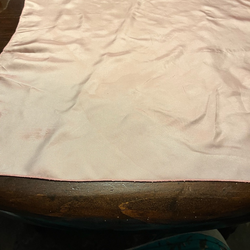 Pink satiny and table topper